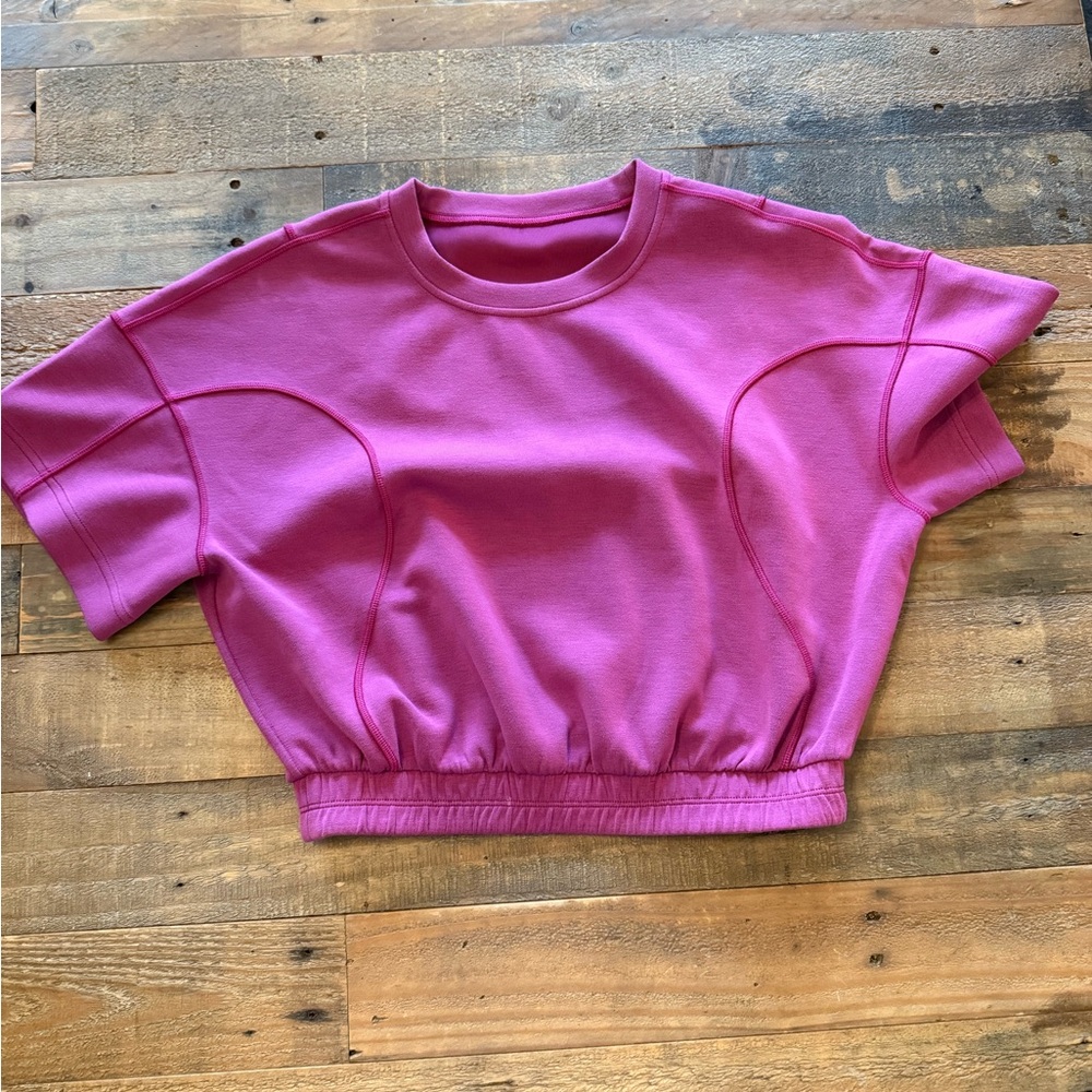 lululemon athletica Fuchsia Crop Top